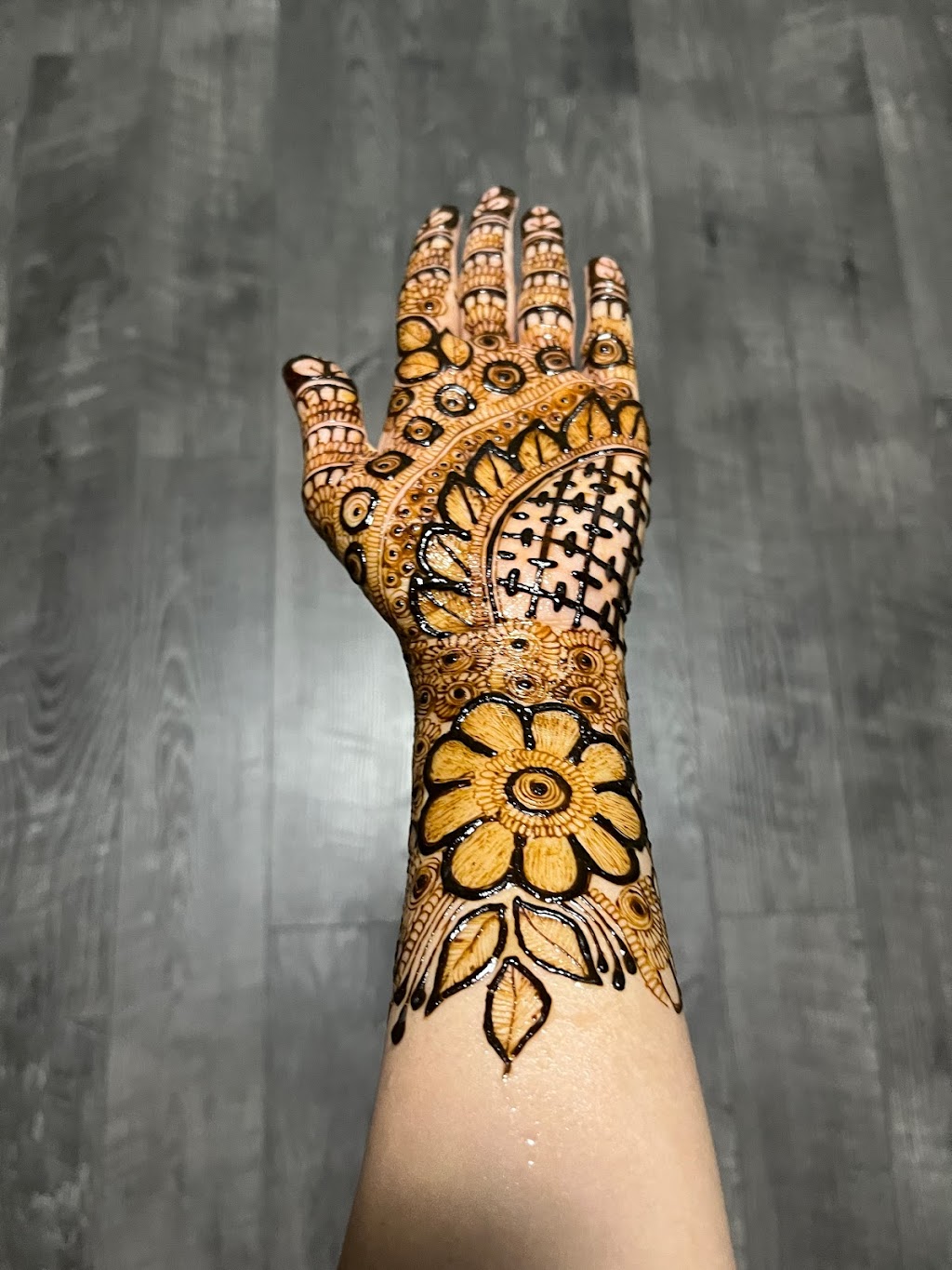 Henna By Anj | 175 Ingersoll St N, Ingersoll, ON N5C 0B9, Canada | Phone: (647) 803-1553