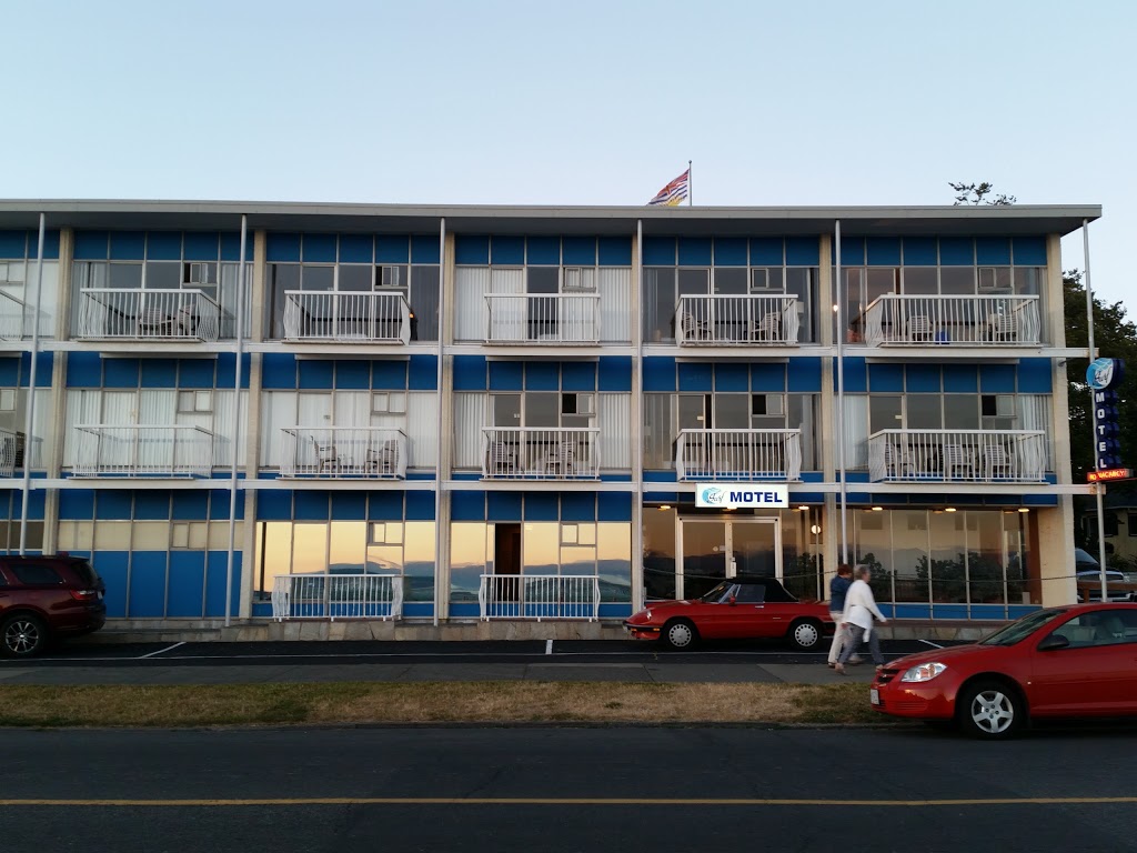 Surf Motel | 290 Dallas Rd, Victoria, BC V8V 1A6, Canada | Phone: (250) 386-3305