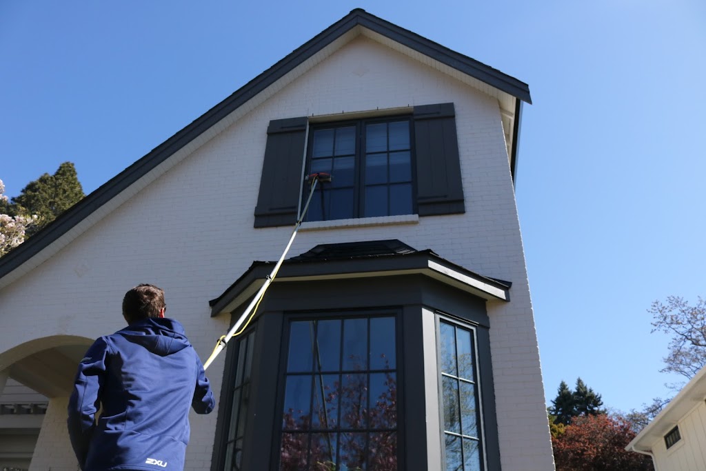 Happy Home Exterior Window Cleaning | 1279 Derby Rd, Victoria, BC V8P 1S7, Canada | Phone: (778) 977-6927