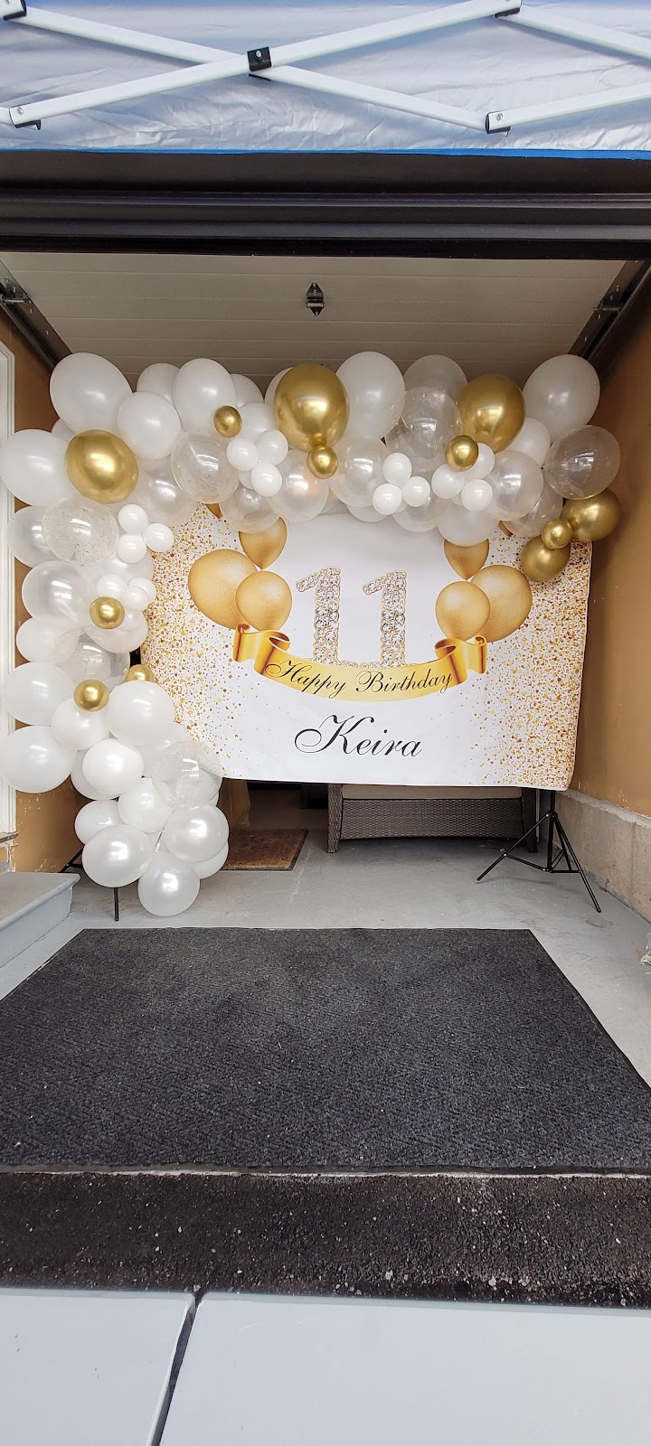 Blowin It Up Decor | 37 Dairymaid Rd, Brampton, ON L6X 5R4, Canada | Phone: (416) 567-5642