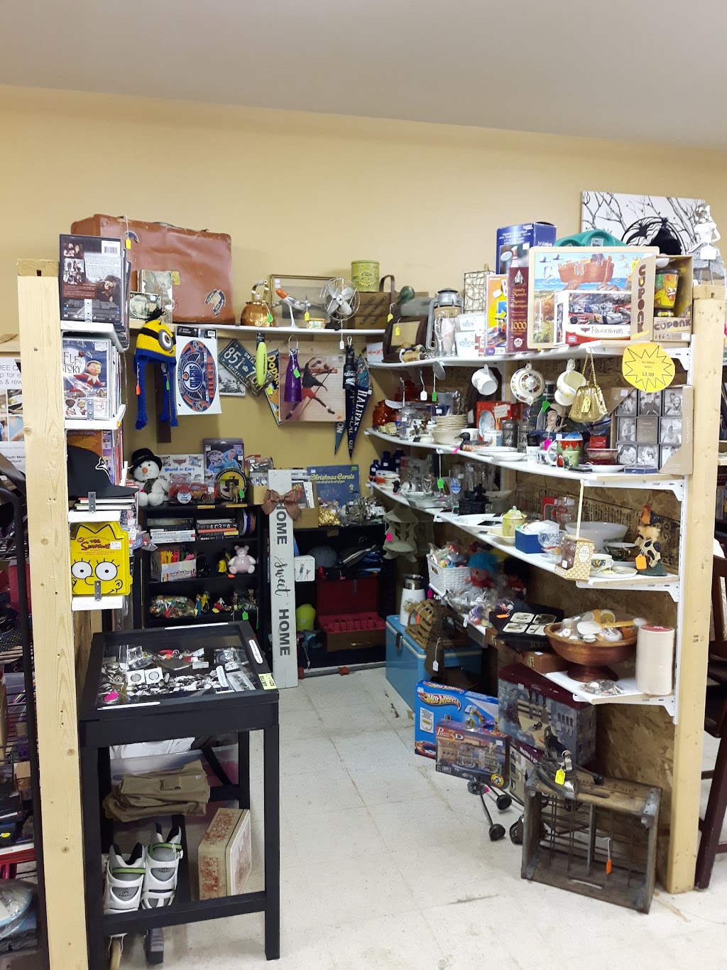 Great Northern Flea Market | 179 Salter St, Sturgeon Falls, ON P2B 3B5, Canada | Phone: (705) 753-2929