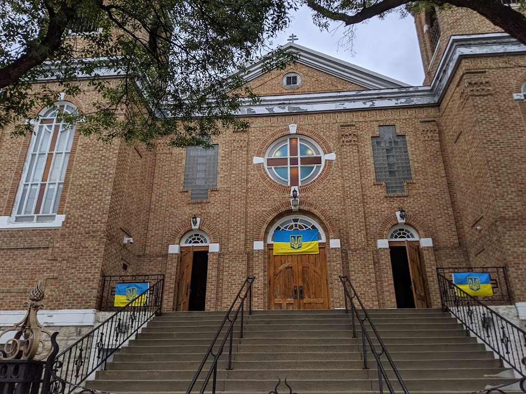 Church choir at St.Mary the Protectress Cathedral | 820 Burrows Ave, Winnipeg, MB R2X 0R2, Canada | Phone: (204) 995-5599