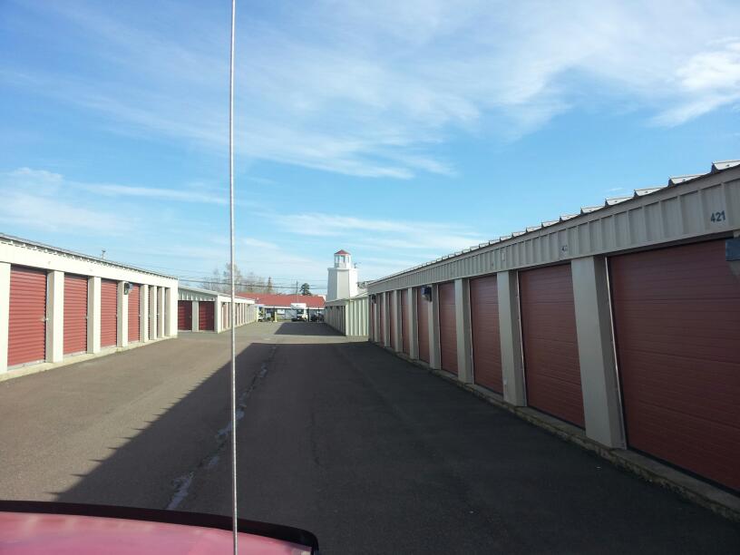 Lighthouse Self Storage | 266 Edinburgh Dr, Moncton, NB E1E 4C7, Canada | Phone: (506) 800-0096