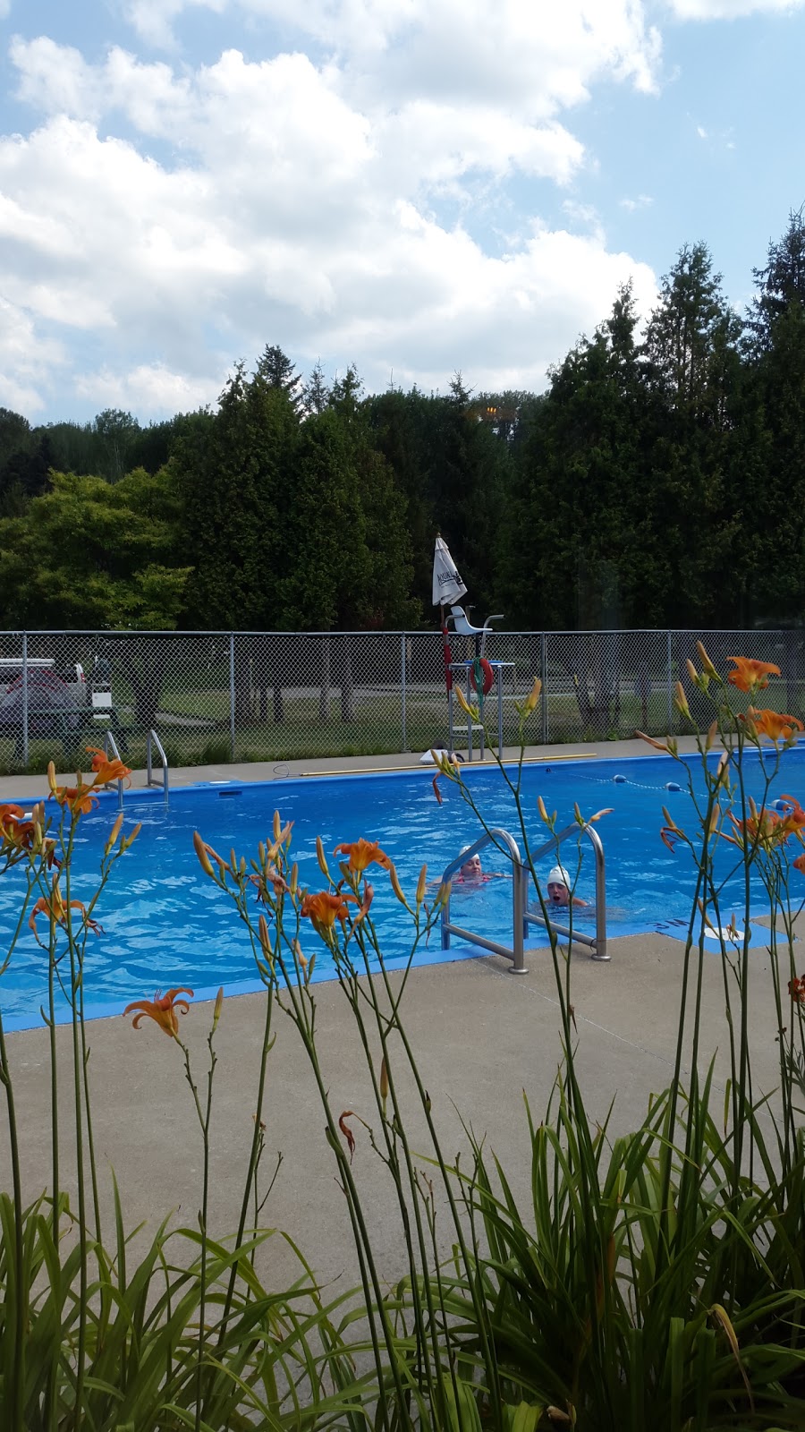 Piscine Camping Municipal | 327 Rue Saint-Jean-Baptiste, LAnse-Saint-Jean, QC G0V 1J0, Canada | Phone: (418) 272-2621