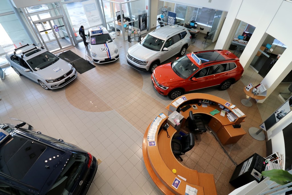 Oakville Volkswagen | 1355 North Service Rd W, Oakville, ON L6M 2W2, Canada | Phone: (905) 844-3285