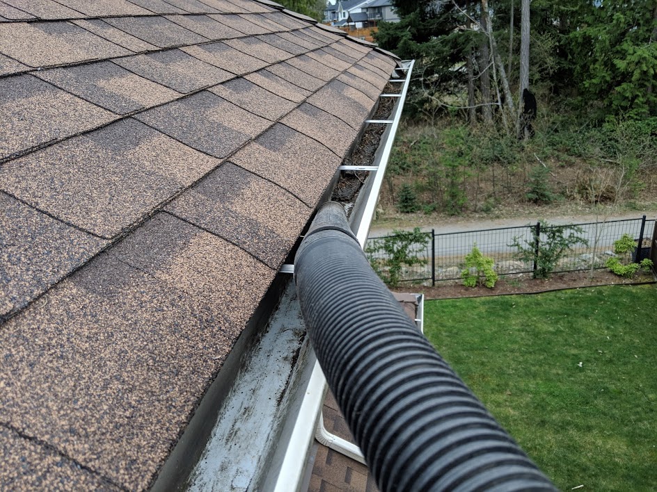 Four Seasons Exterior Cleaning | 3310 Savannah Pl, Nanaimo, BC V9T 6R9, Canada | Phone: (250) 327-9566