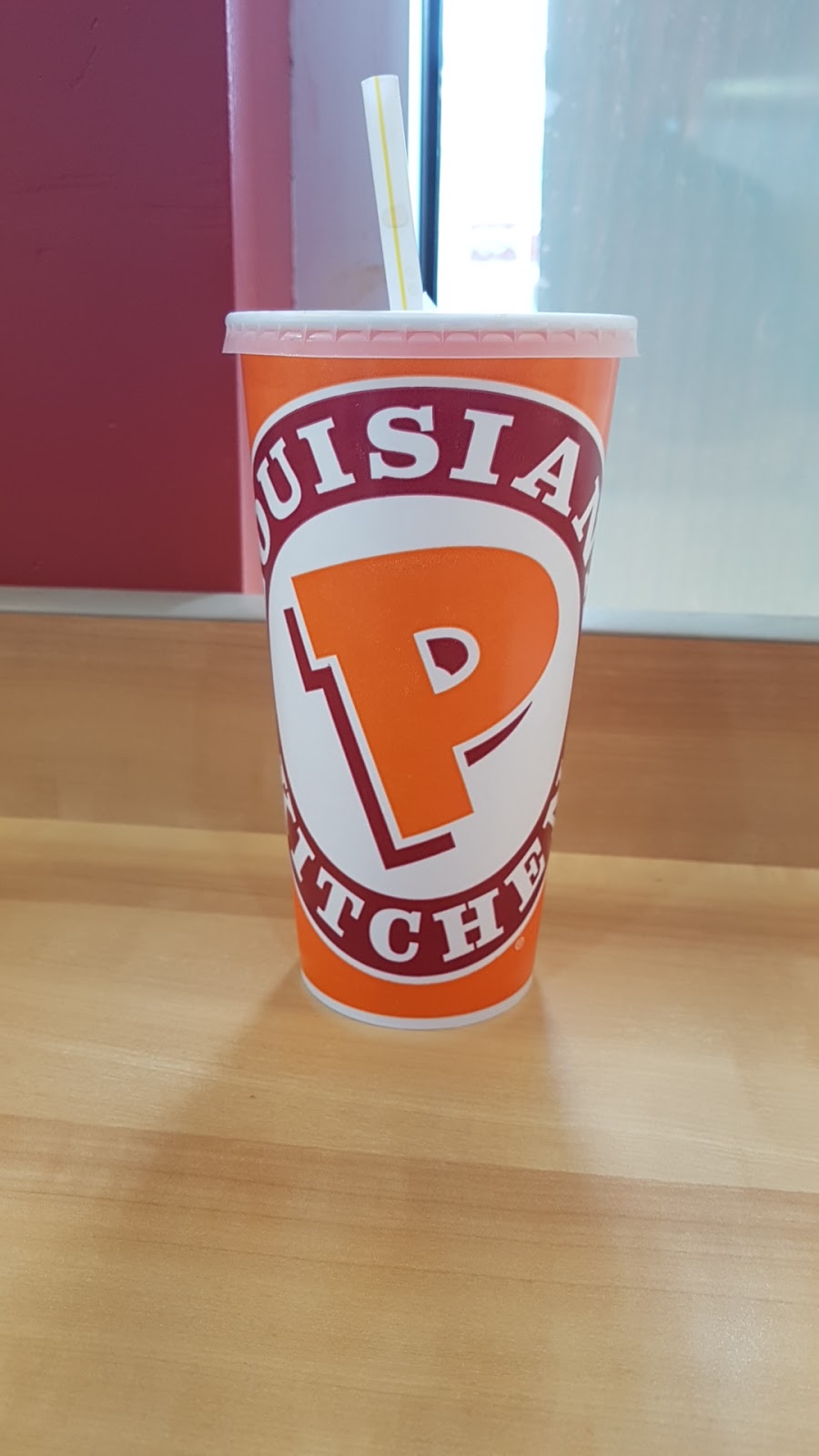 Popeyes Louisiana Kitchen | 1375 Huron Church Rd, Windsor, ON N9C 2B4, Canada | Phone: (519) 256-3200