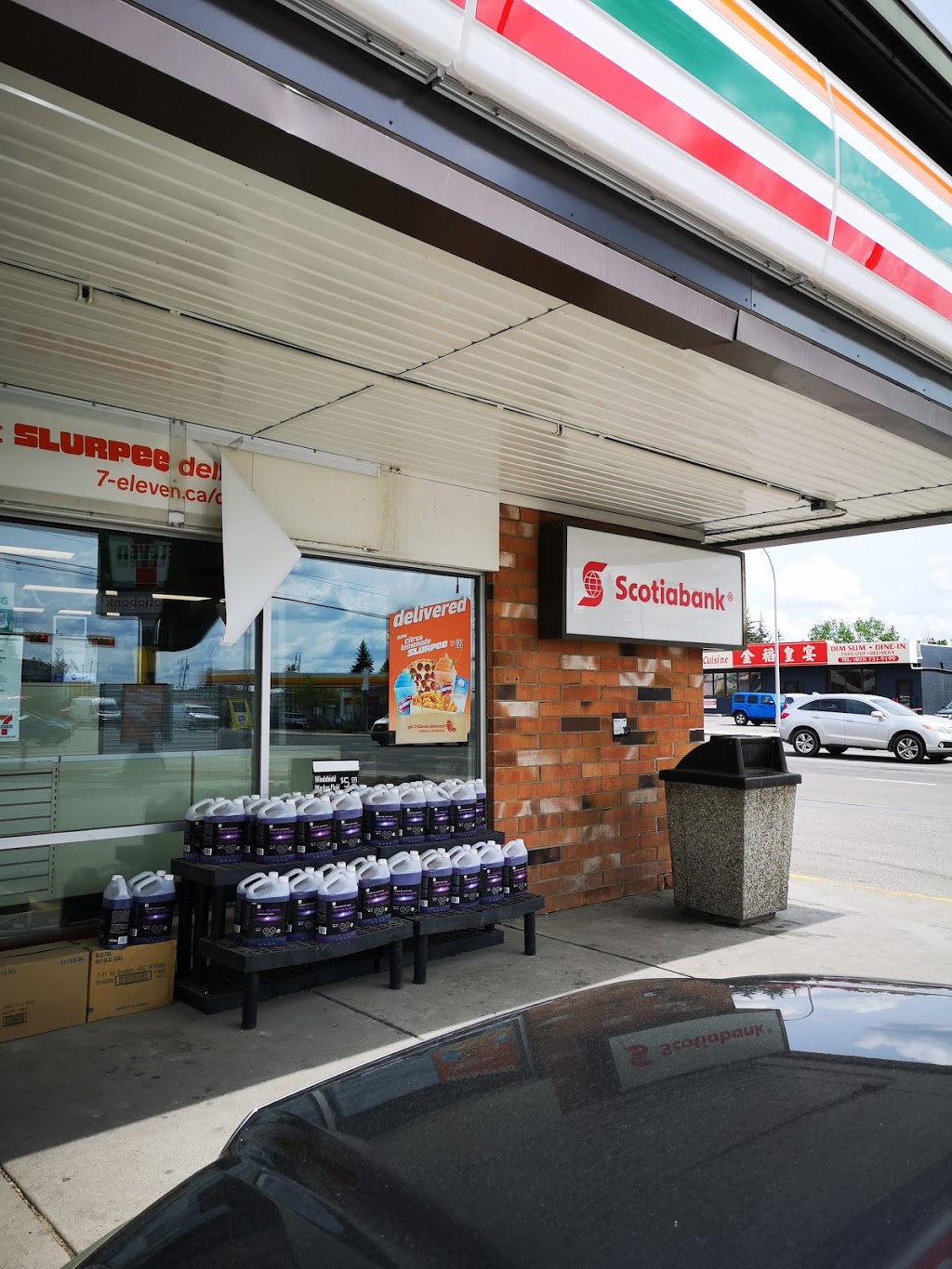 7-Eleven | 5003 Centre St NW, Calgary, AB T2K 0S9, Canada | Phone: (403) 275-1394