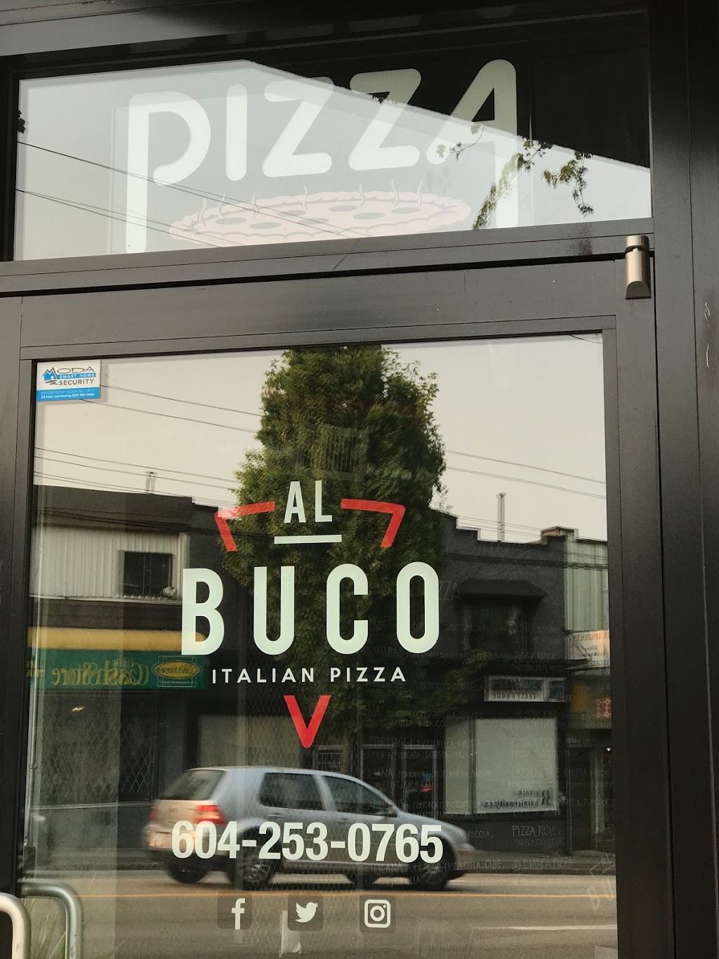 Al Buco Pizzeria | 2638 E Hastings St, Vancouver, BC V5K 1Z6, Canada | Phone: (604) 253-0765