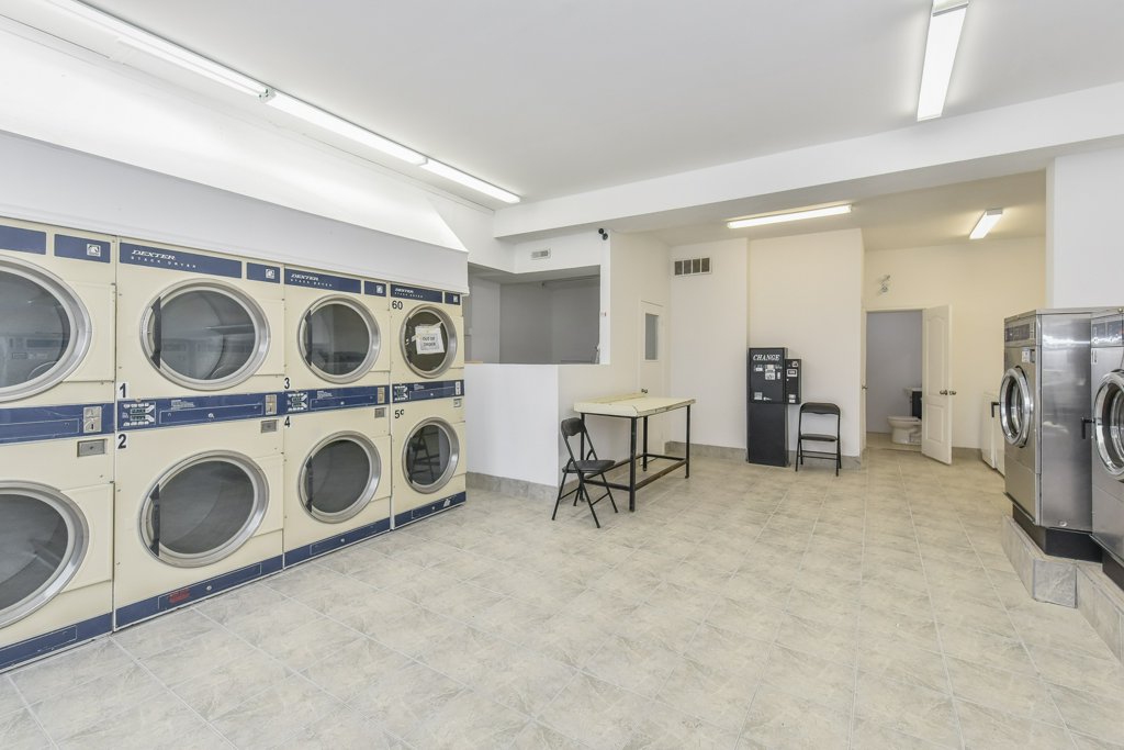 New Minto Laundromat in Palmerston | 215 Norman St Unit 1, Palmerston, ON N0G 2P0, Canada | Phone: (226) 706-3757