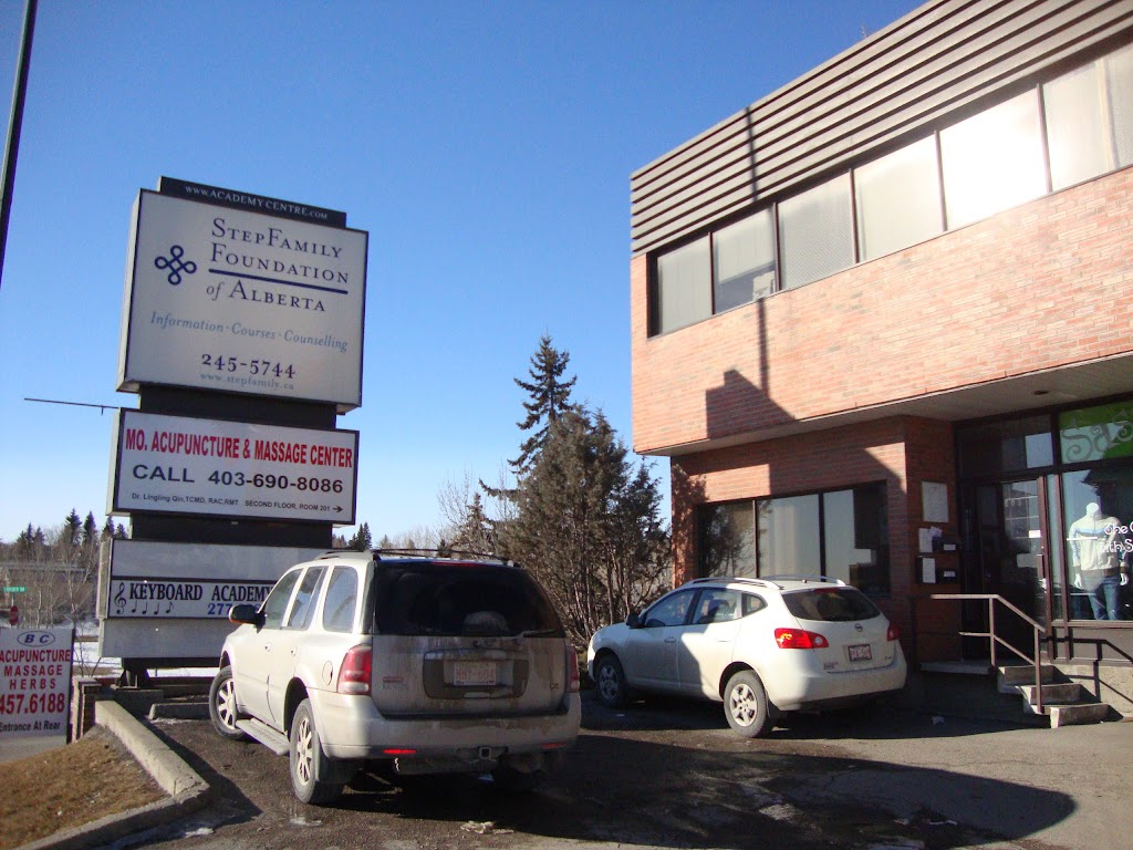 MO(Mandarin Oriental) Acupuncture Therapeutic Massage Center | 201,4803 Centre Street NW, Calgary NW, Calgary, AB T2E 2Z6, Canada | Phone: (403) 690-8086