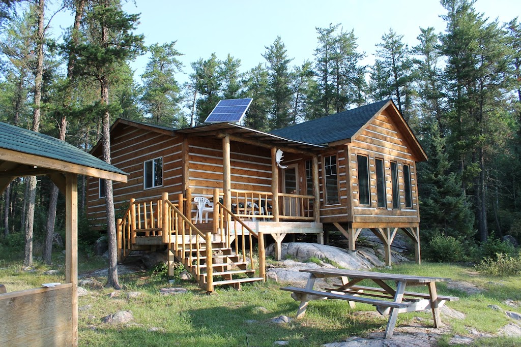 Wallace Lake Lodges Craven Lake Outpost | Craven Lake, Bissett, MB R0E 0J0, Canada | Phone: (204) 755-3473