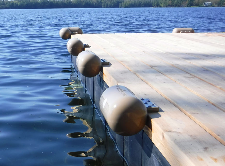 Hull Rocker Boat Dock Bumpers | 5504 Twenty Mile Rd, Saint Anns, ON L0R 1Y0, Canada | Phone: (905) 572-5113