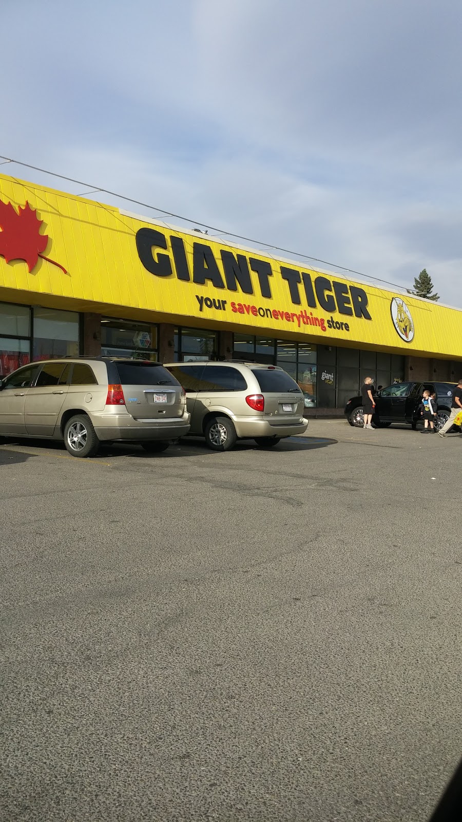 Giant Tiger | 4710 17 Ave SE, Calgary, AB T2A 0V1, Canada | Phone: (403) 207-5200