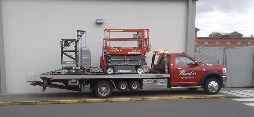 Mundies Towing & Recovery | 19511 92 Ave, Surrey, BC V4N 4G6, Canada | Phone: (604) 888-9633