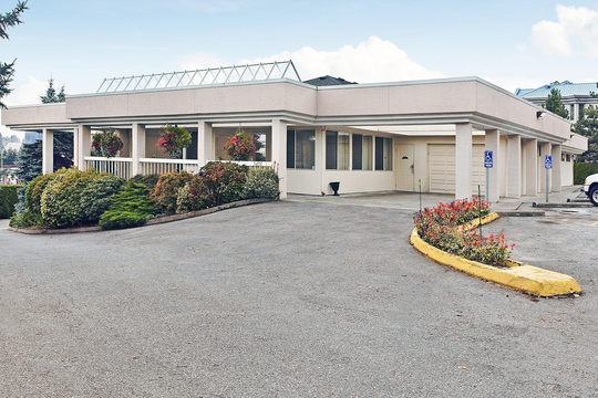 Hendersons Fraser Valley Funeral Home | 34537 Marshall Rd, Abbotsford, BC V2S 1M1, Canada | Phone: (604) 854-5534