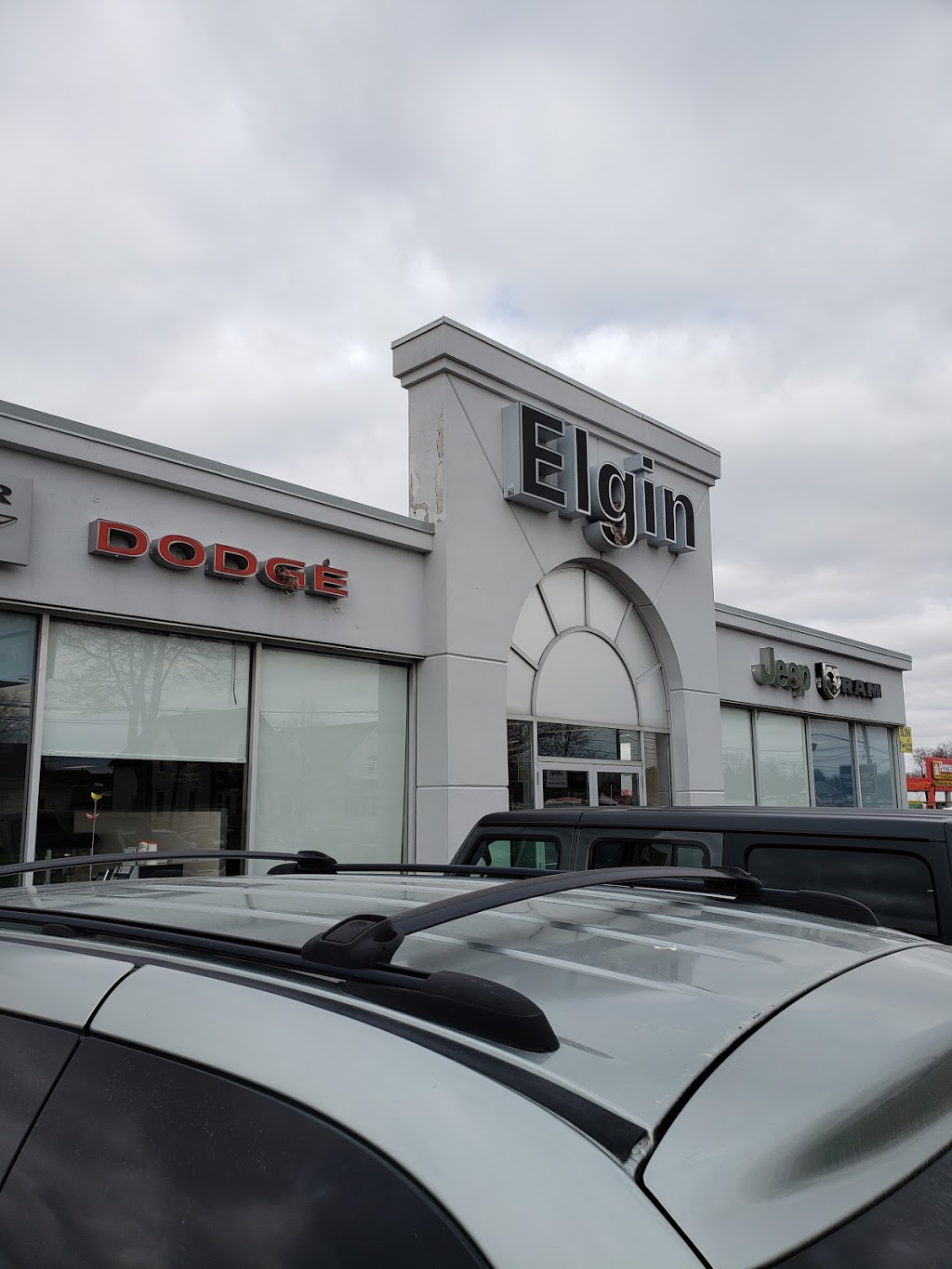 Elgin Chrysler Jeep Dodge Ram | 275 Wellington St, St Thomas, ON N5R 2S6, Canada | Phone: (888) 905-2072