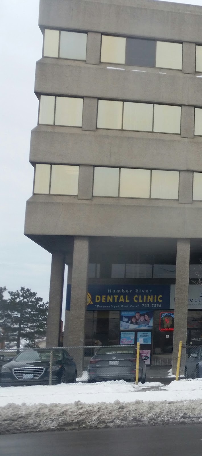 Humber River Dental Centre | 2065 Finch Ave W, North York, ON M3N 2V7, Canada | Phone: (416) 742-7896