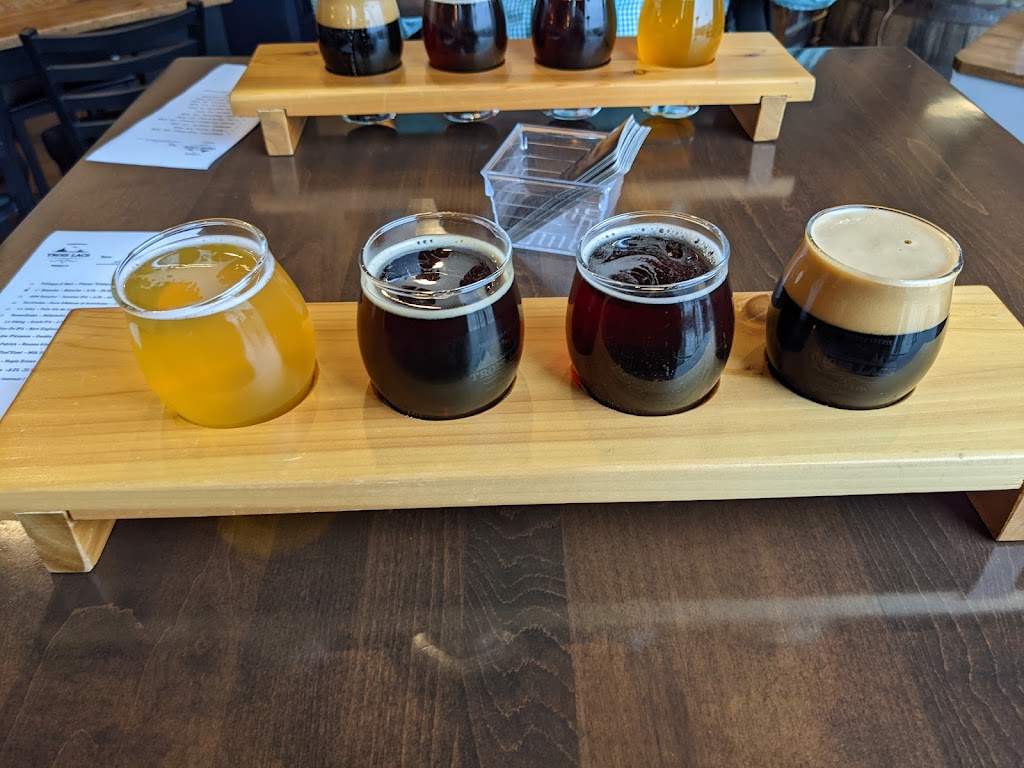 Microbrasserie Trois-Lacs | 434 Rue Aimé-Vincent, Vaudreuil-Dorion, QC J7V 5V5, Canada | Phone: (514) 316-8487