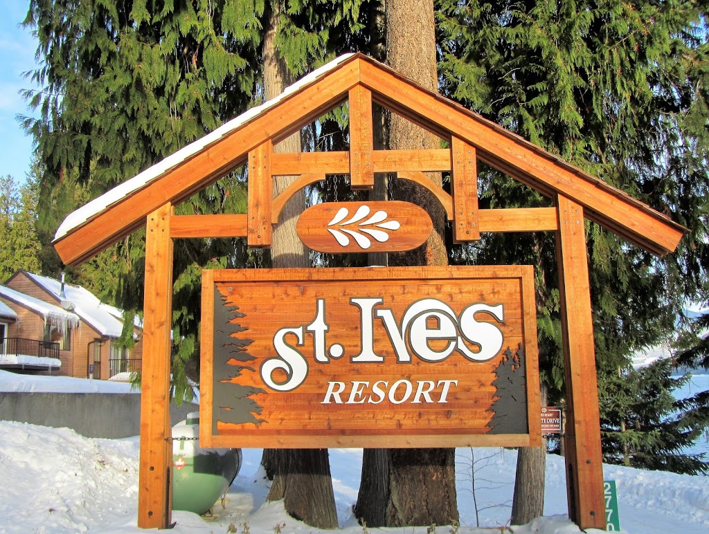 St Ives Resort On Shuswap | 2770 Southwind Rd, Saint Ives, BC V0E 1M9, Canada | Phone: (250) 955-2525