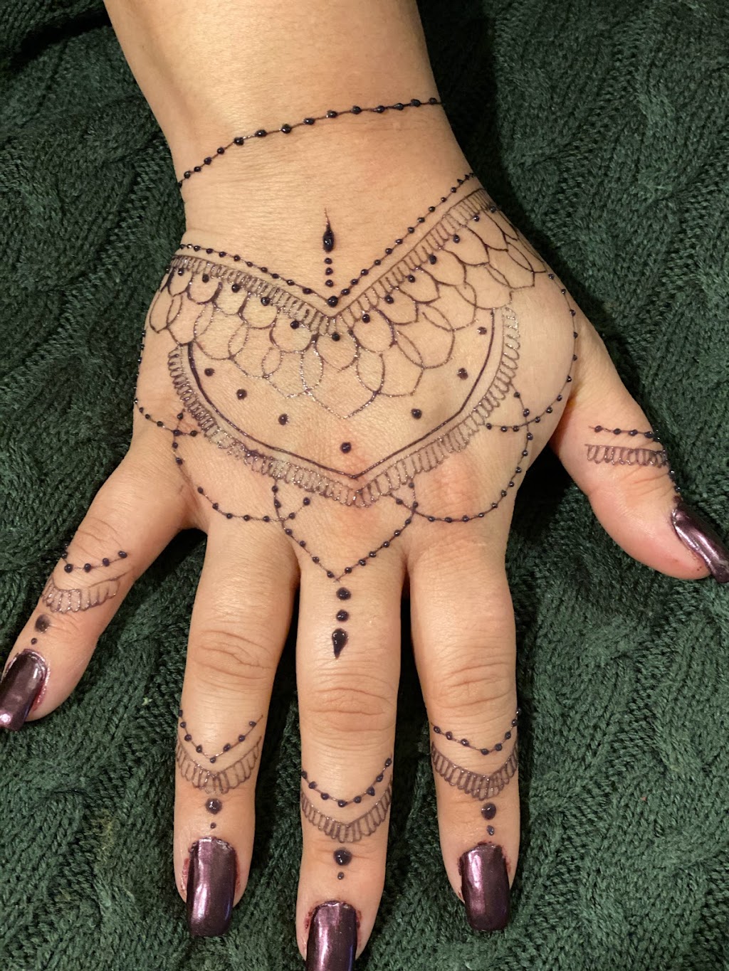 Arjs Henna | Savanna Park NE, Calgary, AB T3J 0Y8, Canada | Phone: (587) 703-5031