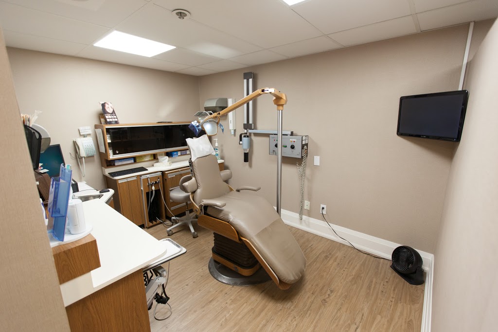Downtown Dental Centre | 700 University Ave, Toronto, ON M5G 1Z5, Canada | Phone: (416) 593-5111