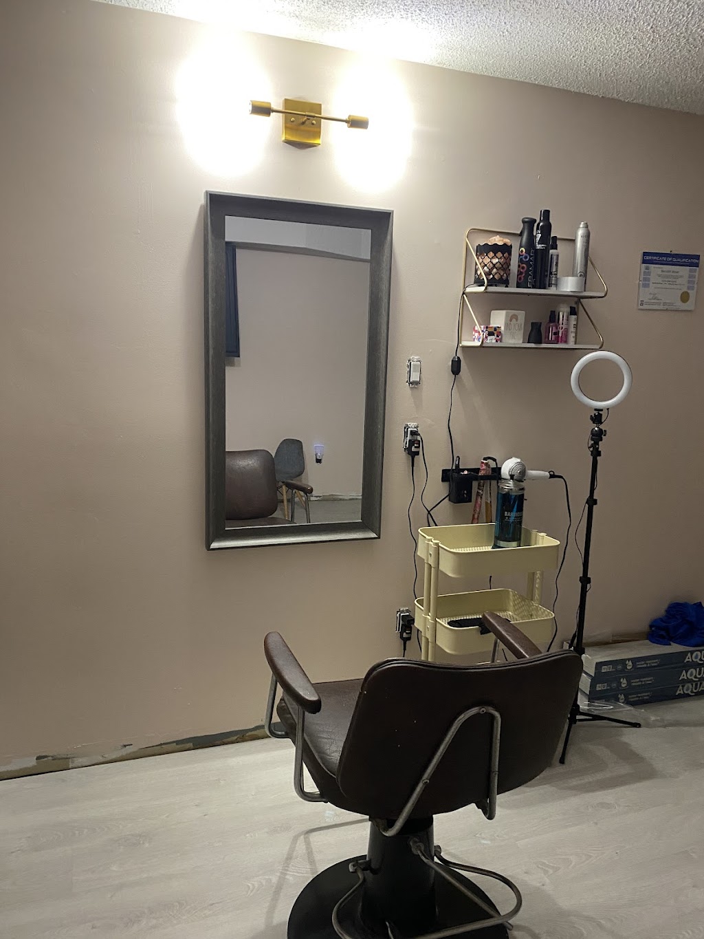 Salon Meredith | 9 Cowan Dr, Thorold, ON L2V 4Y8, Canada | Phone: (905) 401-7953