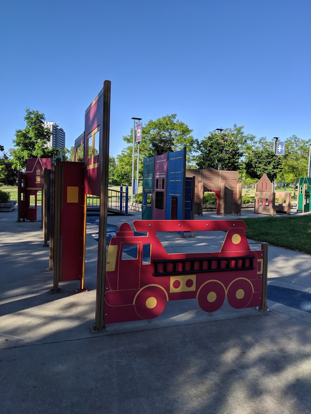 Port Credit Memorial Park Playground | Port Credit, Mississauga, ON L5G 2T8, Canada | Phone: (647) 287-0000