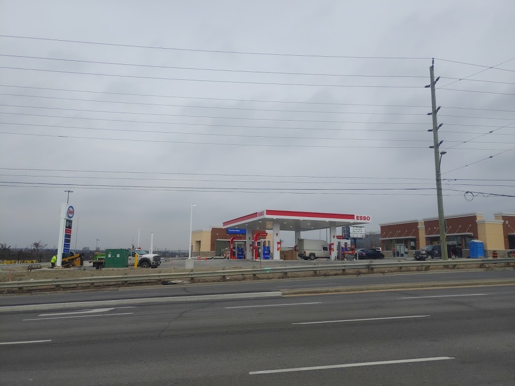 Esso | 1300 Bayly St, Pickering, ON L1W 1L8, Canada | Phone: (905) 839-7878