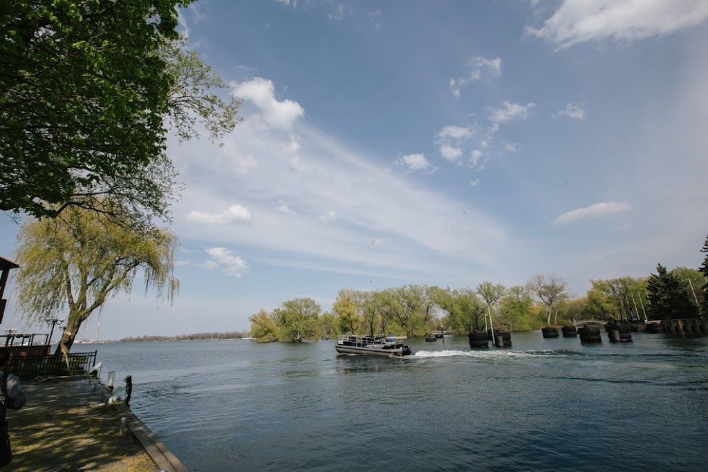 The Boat House | Centre Island Dock, Toronto, ON M5V 2H1, Canada | Phone: (416) 397-5166