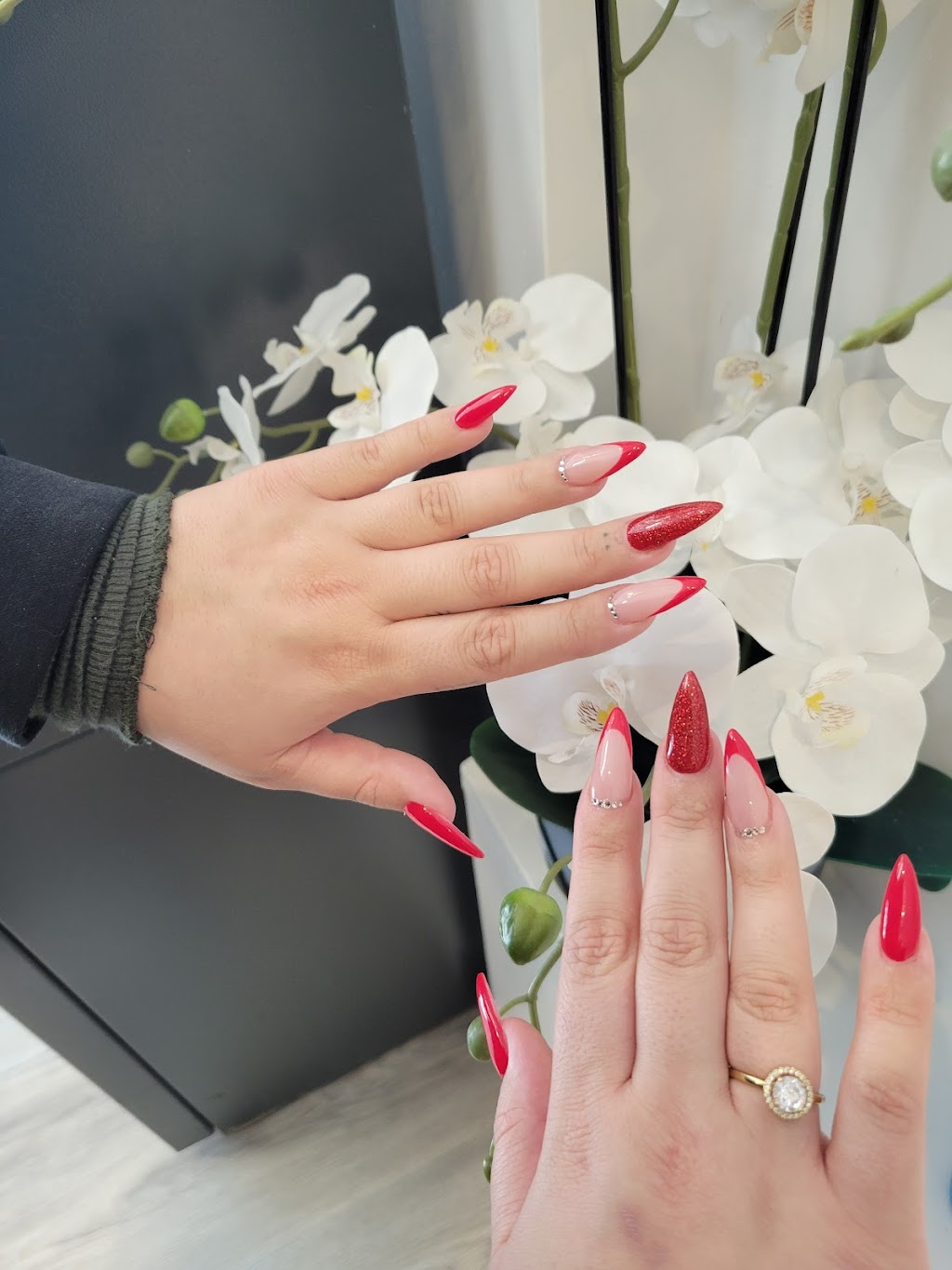 Ongles Queen | 1469 Boulevard Saint-Martin O, Laval, QC H7S 1N1, Canada | Phone: (450) 933-5660