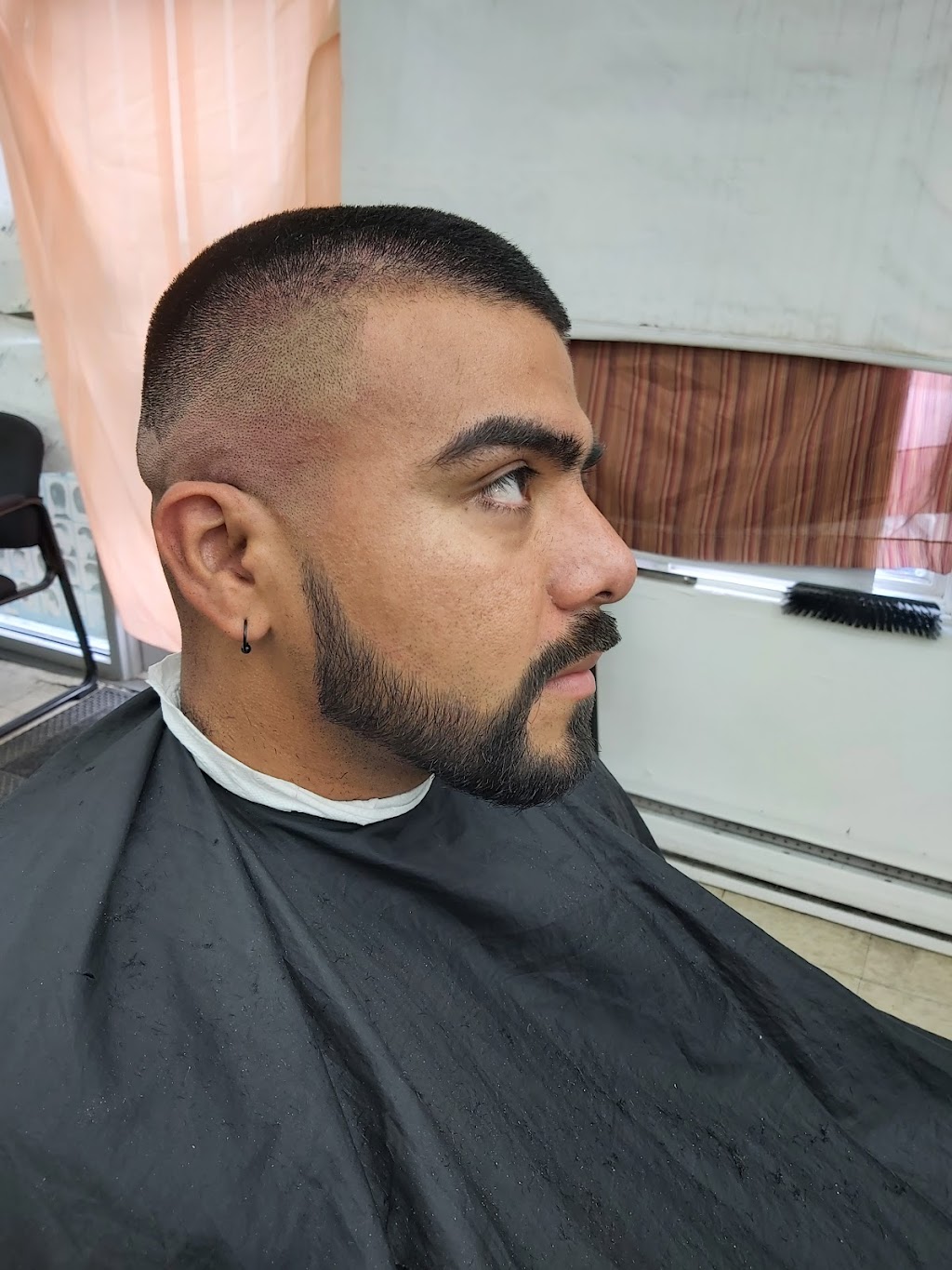 J-ALL NATIONS BARBER SHOP | 367 Lacasse Ave, Vanier, ON K1L 7B1, Canada | Phone: (613) 818-6103