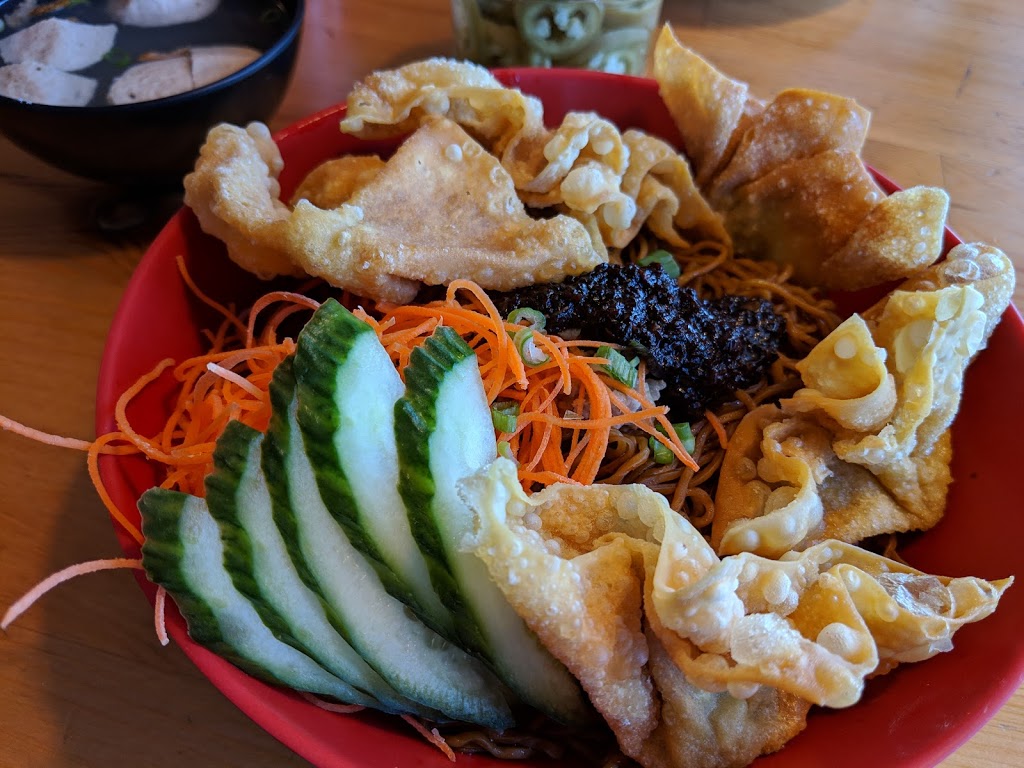 Mamak Dang Malaysian Fusion Cuisine McKnight Location | 4604 12 St NE, Calgary, AB T2E 4R3, Canada | Phone: (403) 261-1811