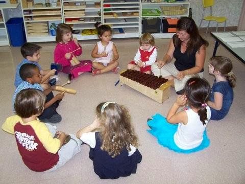 Montessori Humbervale School | 1447 Royal York Rd, Etobicoke, ON M9P 3V8, Canada | Phone: (416) 244-4001