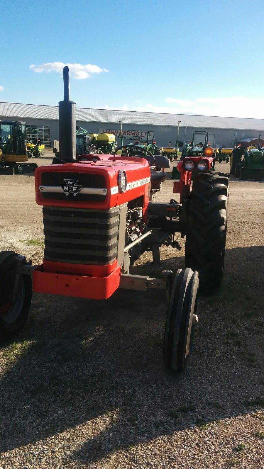 Hahn Farms (1998) Ltd. | 2695 Line 34, Stratford, ON N5A 6S5, Canada | Phone: (519) 271-1916