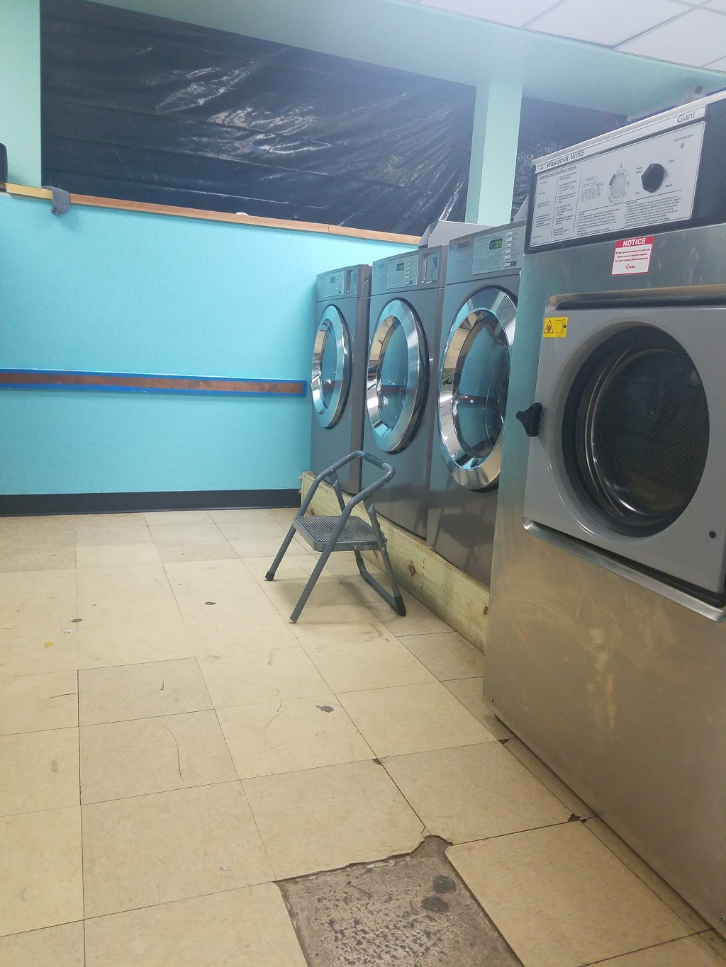 Jimmy Laundry Spot | 582 Grant St, Buffalo, NY 14213, USA | Phone: (716) 884-2134