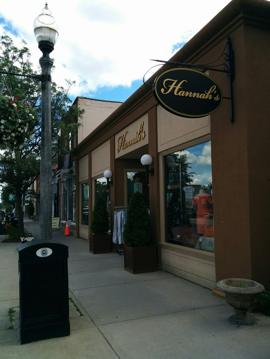 Hannahs Closet | 116 Main St, Erin, ON N0B 1T0, Canada | Phone: (519) 833-2770