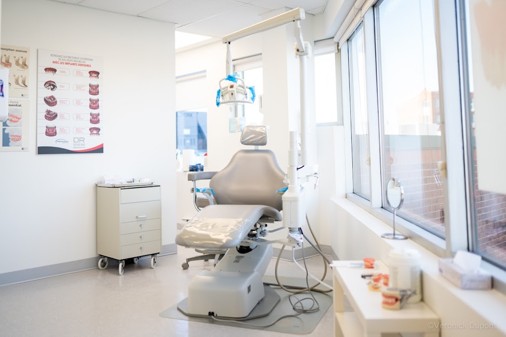 Denturologiste Boisbriand | 574 Bd du Curé-Labelle Bureau 203, Blainville, QC J7P 2H8, Canada | Phone: (514) 506-4983