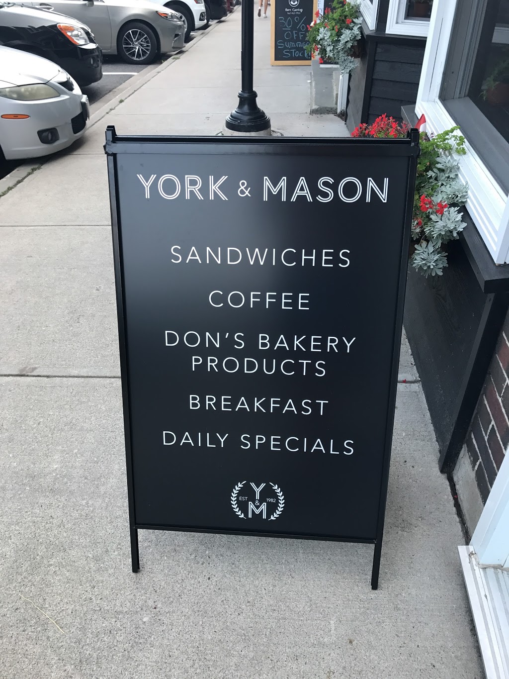 York & Mason | 105 Maple St, Port Carling, ON P0B 1J0, Canada | Phone: (705) 765-0770