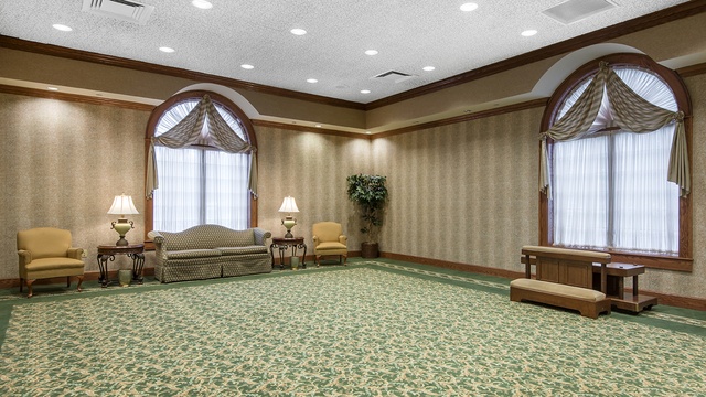 Perna, Dengler, Roberts Funeral Home | 1671 Maple Rd, Williamsville, NY 14221, USA | Phone: (716) 632-8200