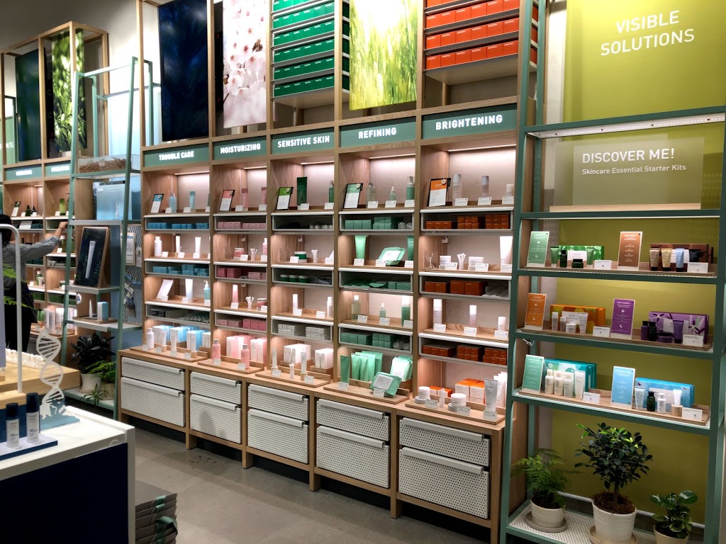 Innisfree | Yorkdale, Toronto, ON M6A 2T9, Canada | Phone: (416) 901-6411