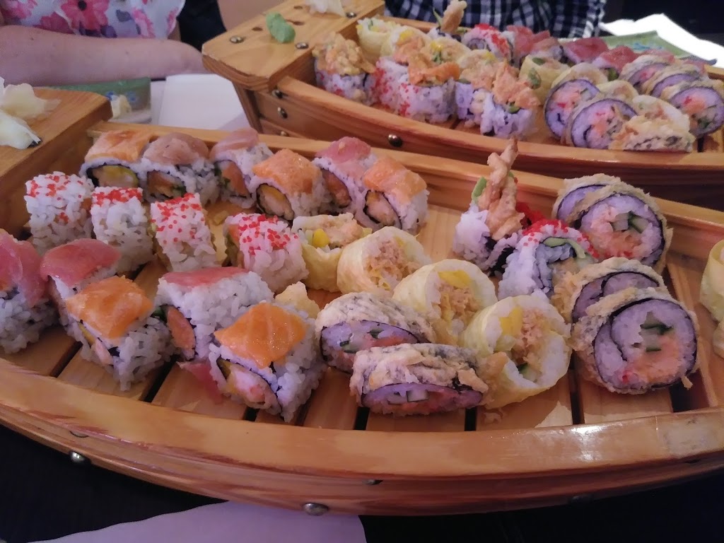 Banzai Sushi Bar | 2594 Boulevard Louis-XIV, Québec, QC G1C 1C2, Canada | Phone: (418) 663-0888