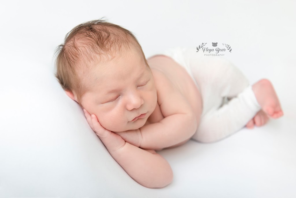 Freya Bear Photography | 20-8968 208 St, Langley City, BC V1M 4C5, Canada | Phone: (778) 929-0800