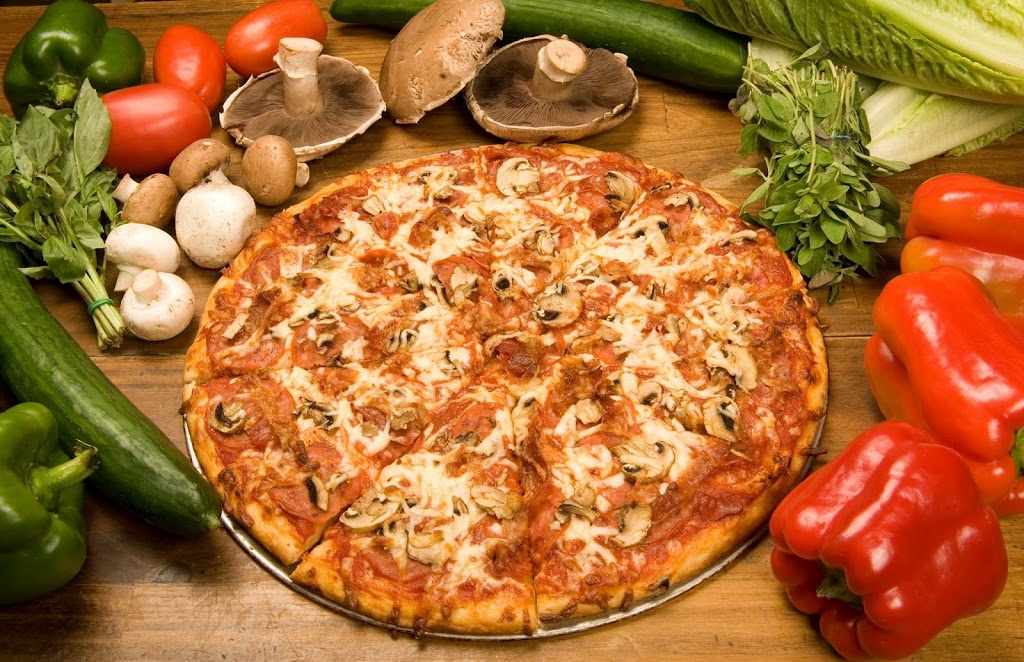 The Italian House Pizzeria | 5-1440 Jalna Blvd, London, ON N6E 3P2, Canada | Phone: (226) 663-2797