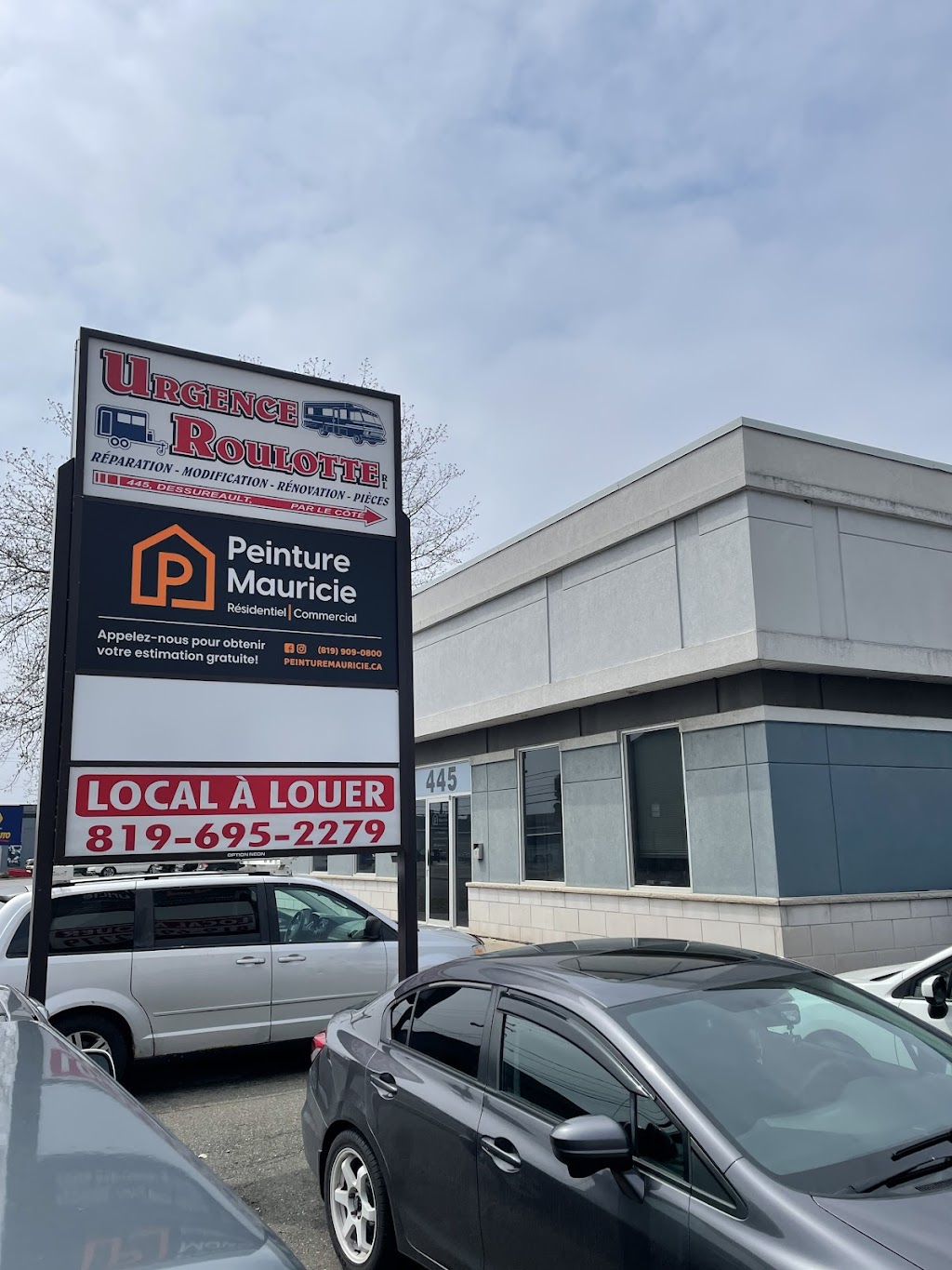 Peinture Mauricie inc. | 445 Rue Dessureault, Trois-Rivières, QC G8T 2L8, Canada | Phone: (819) 909-0800