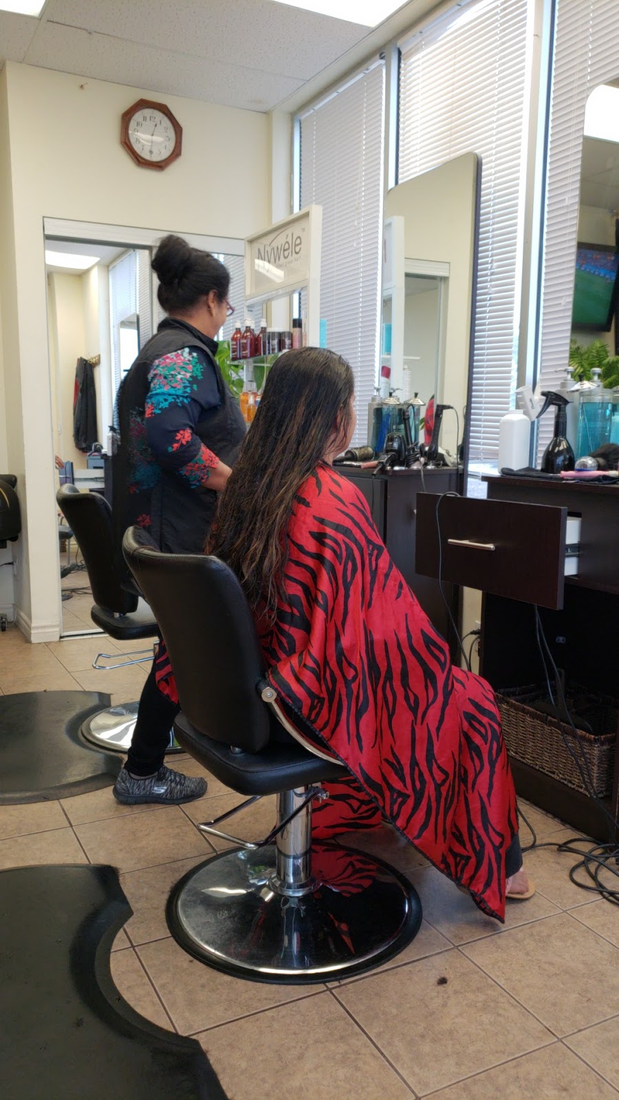 Indo Canada Beauty Salon | 810 Nipissing Rd, Milton, ON L9T 4Z9, Canada | Phone: (905) 636-7919