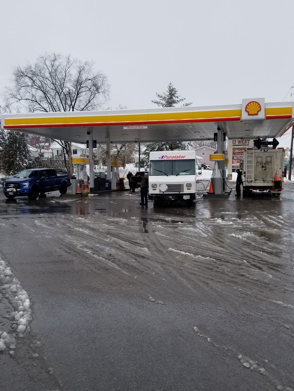 Shell | 9 Pembroke St, Hwy 17, Cobden, ON K0J 1K0, Canada | Phone: (613) 646-2678