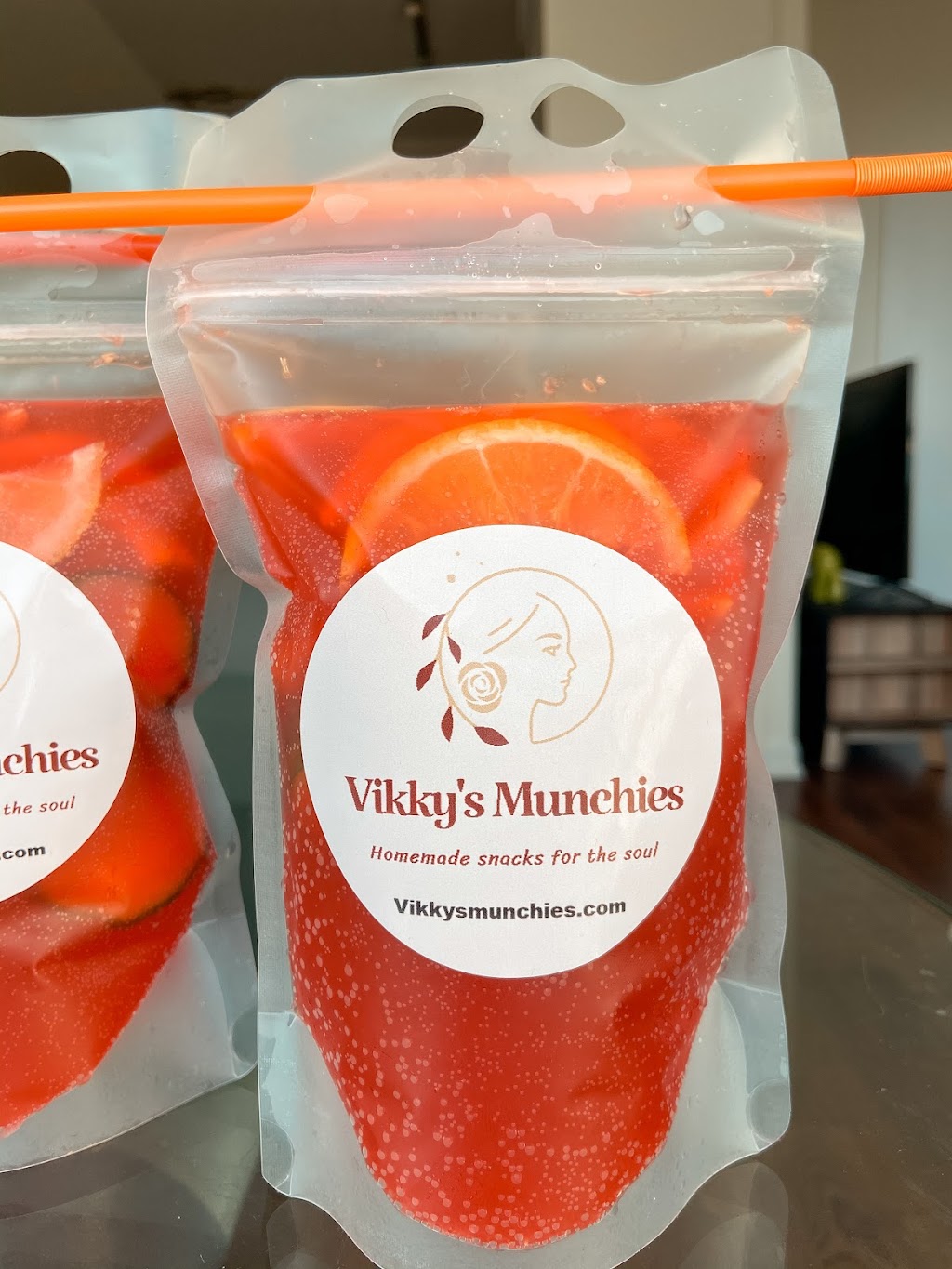 Vikky’s Munchies | 520 White Alder Ave, Gloucester, ON K1T 0G4, Canada | Phone: (647) 313-9712