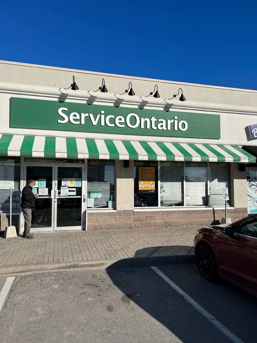 ServiceOntario | 5035 Hurontario St #13, Mississauga, ON L4Z 3X7, Canada | Phone: (905) 502-1313