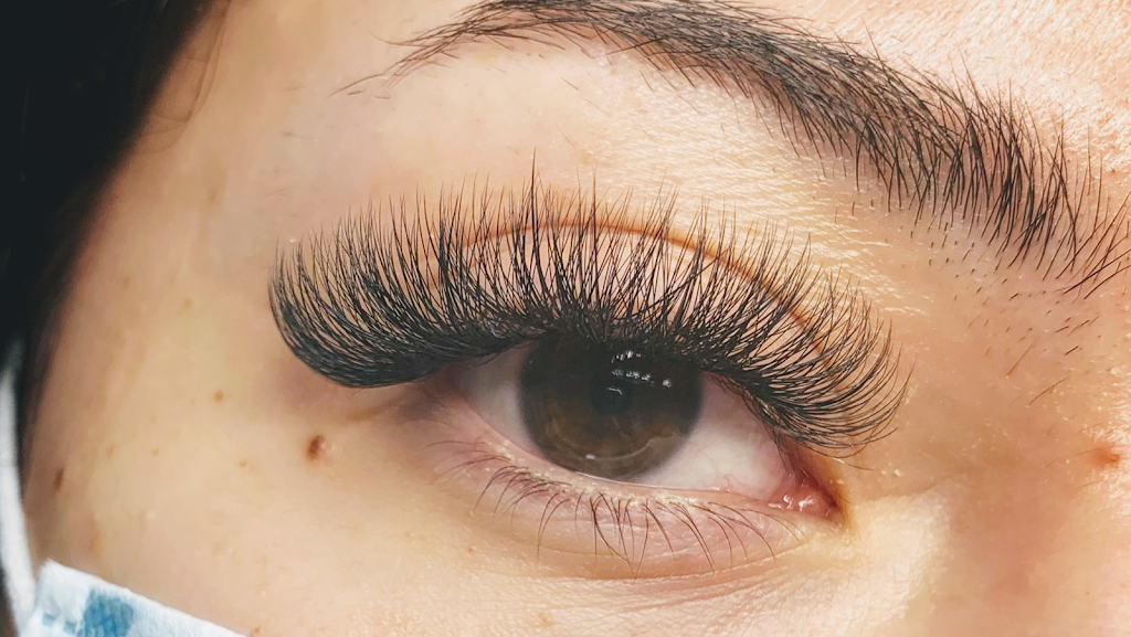 Lashes by Shel | 8160 18th Ave, Burnaby, BC V3N 3R1, Canada | Phone: (778) 318-7268